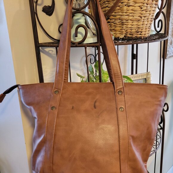 The Bradford Exchange "Peek-A-Boo Pup" Chocolate Lab Faux Leather Tote Ba - Picture 4 of 10